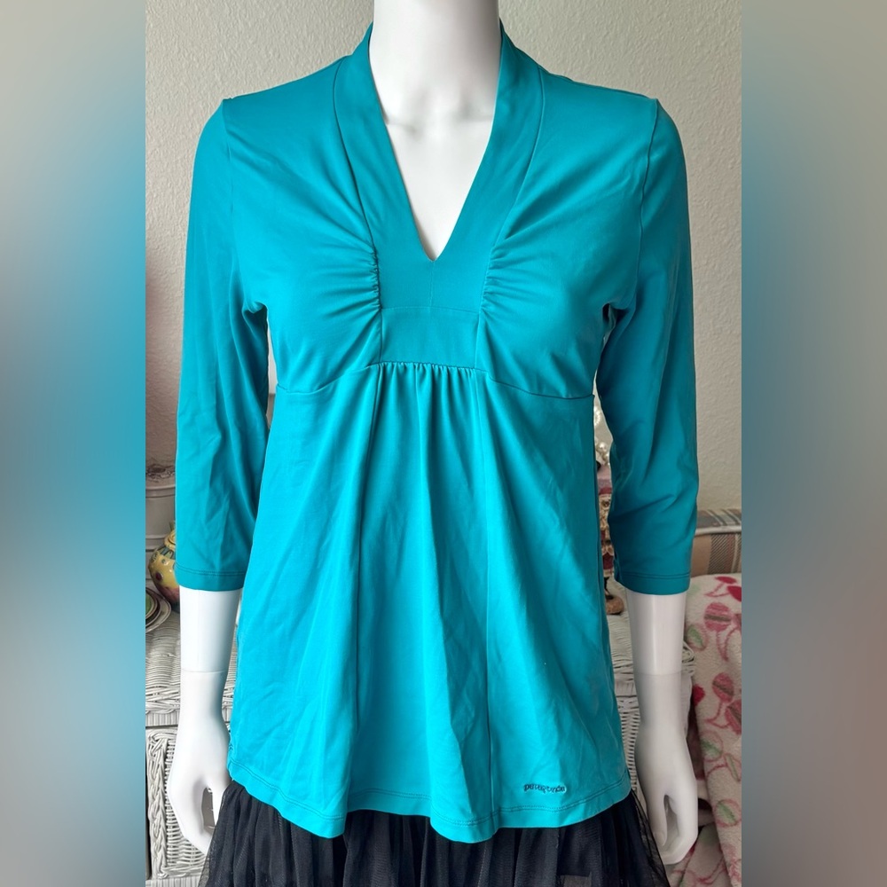 Patagonia Respite Pullover V-Neck Top Ruched 3/4 sleeves in Ozonic Green Size L
